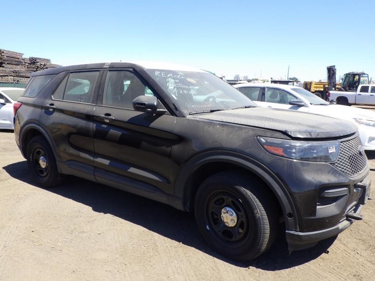2022-ford-explorer-image-3