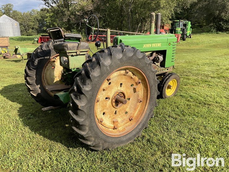 1951-john-deere-model-a-image-5