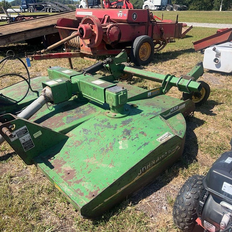 JOHN DEERE MX8