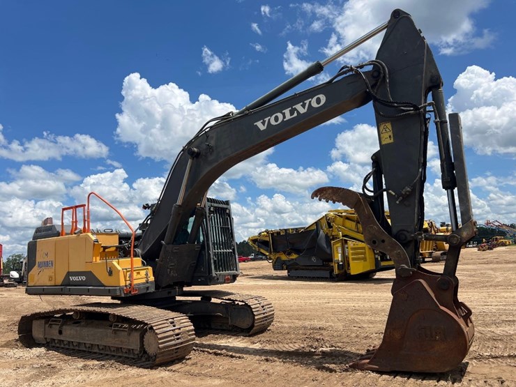 2017-volvo-ec250el-image-6