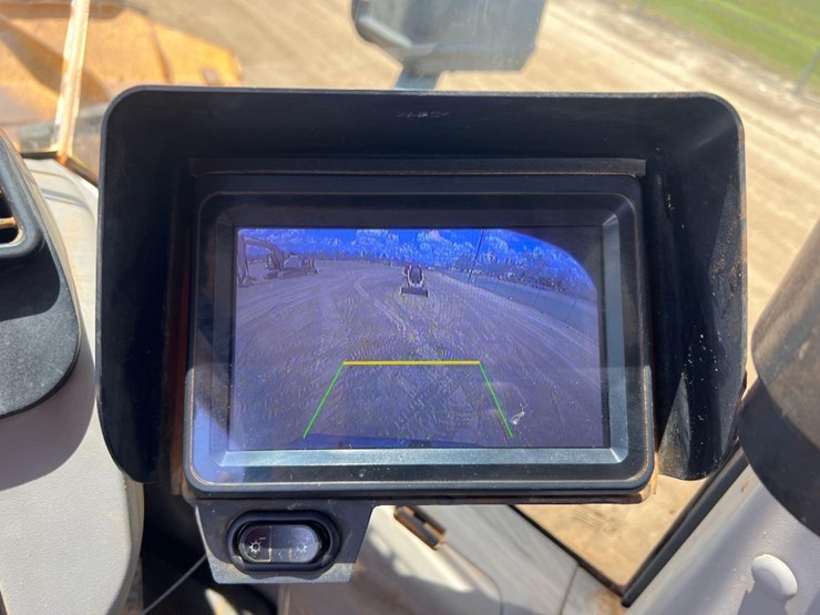 2019-komatsu-wa380-8-image-36
