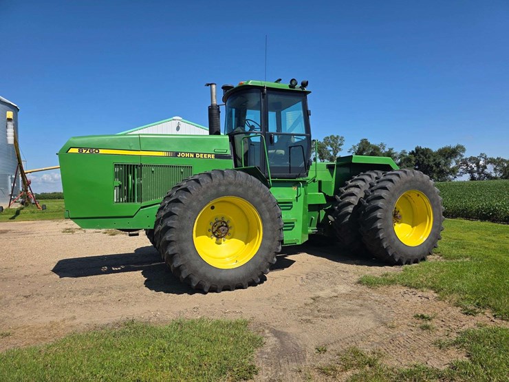 1989-john-deere-8760-image-35