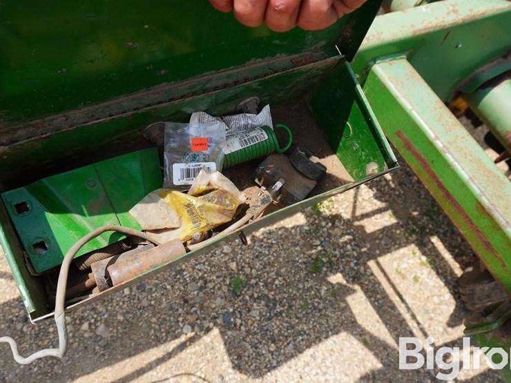 john-deere-7000-image-14