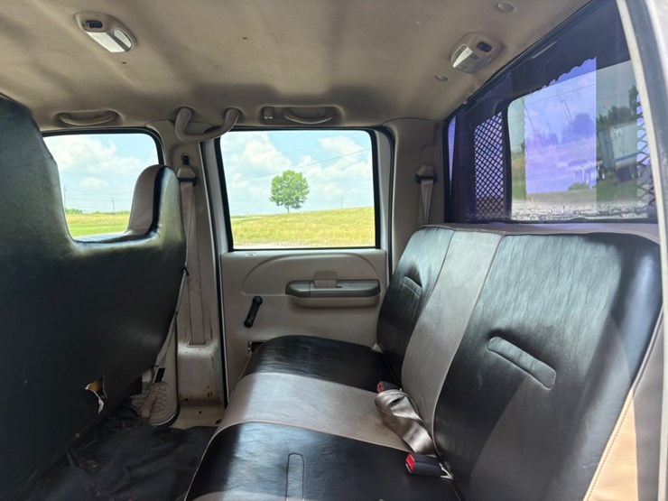2003-ford-f550-xl-image-5