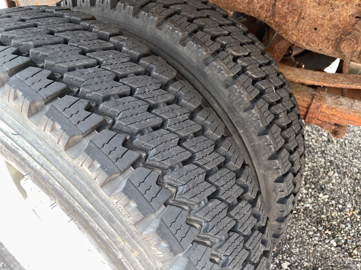2007-ford-f550-image-15