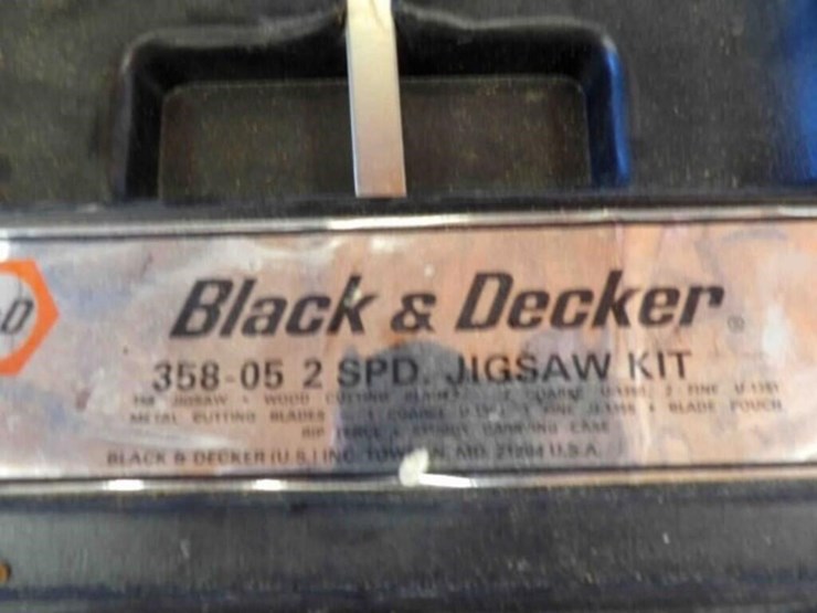 black-&-decker-jigsaw-w/-case-image-3
