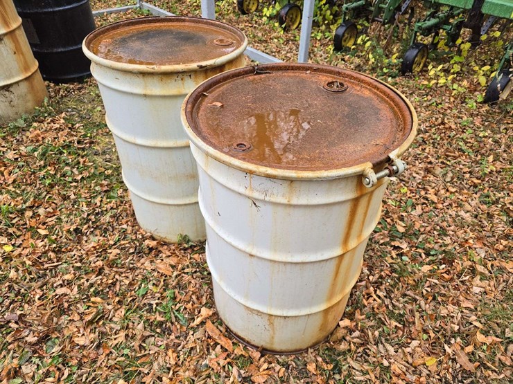 (2)-55-gallon-steel-drums-image-3