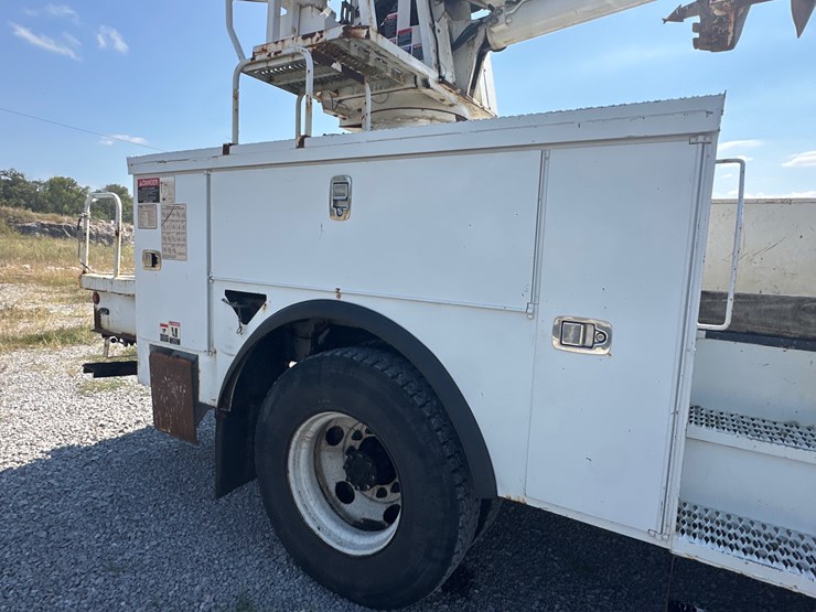 ford-f750-xl-image-11
