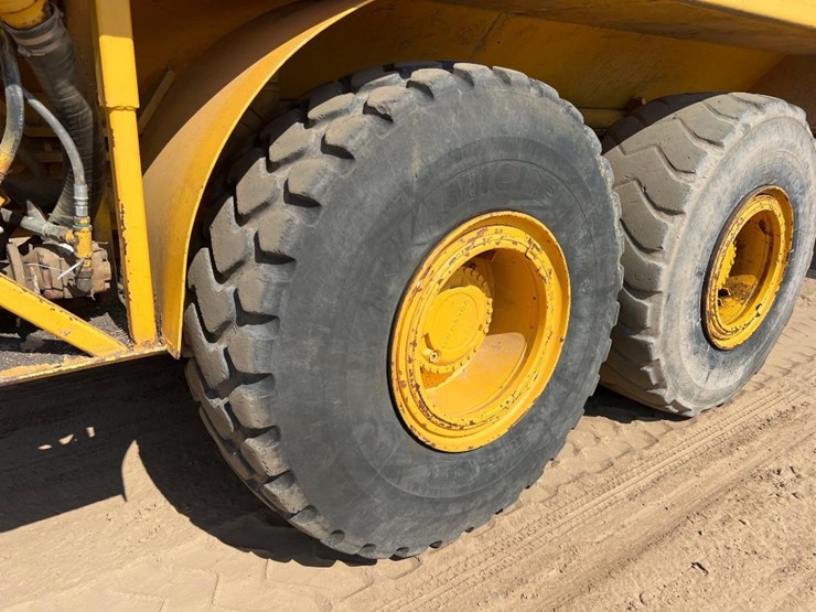 1995-volvo-a25c-image-8