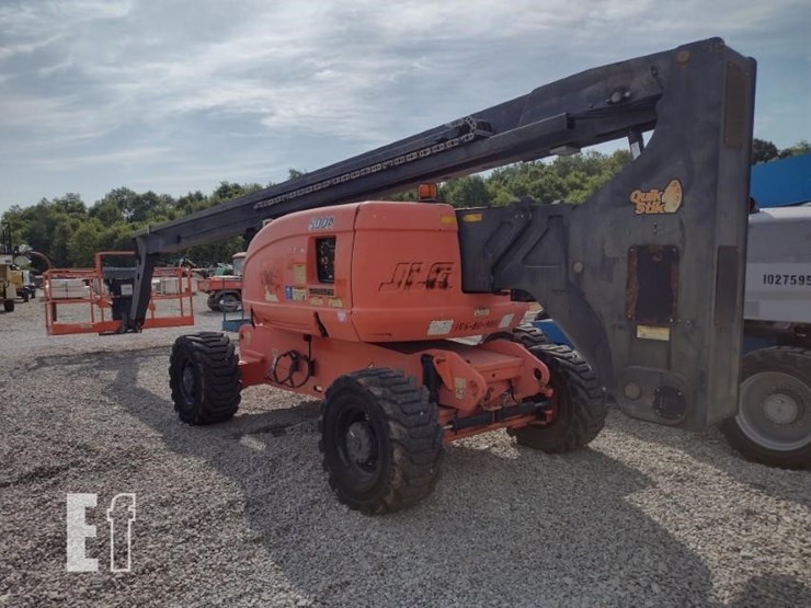 2009-jlg-800a-image-7