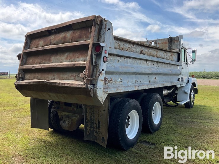 1989-freightliner-flc112-image-5
