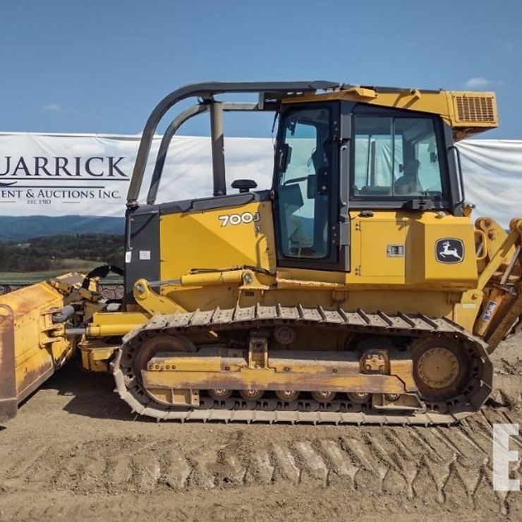 2012 DEERE 700J LT