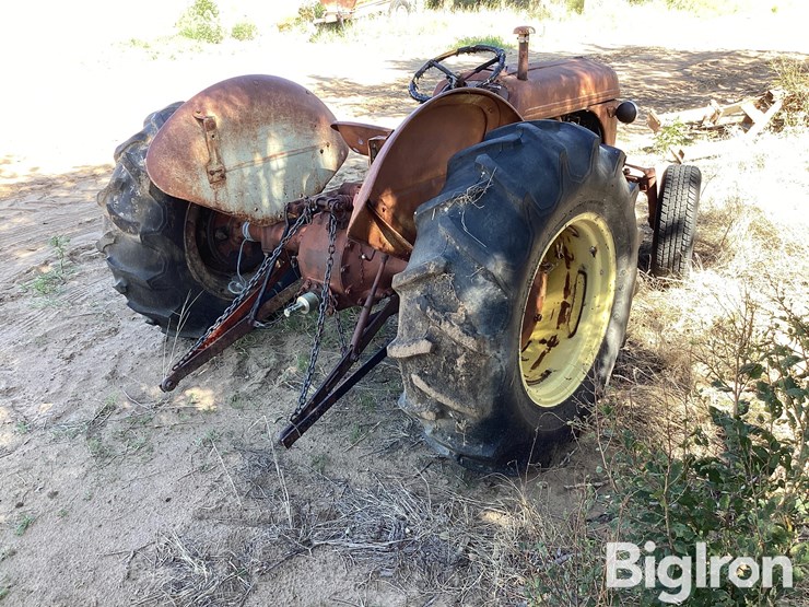 ford-tractor-image-5