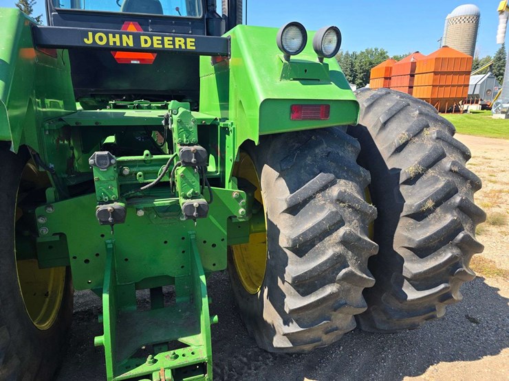 1989-john-deere-8760-image-51