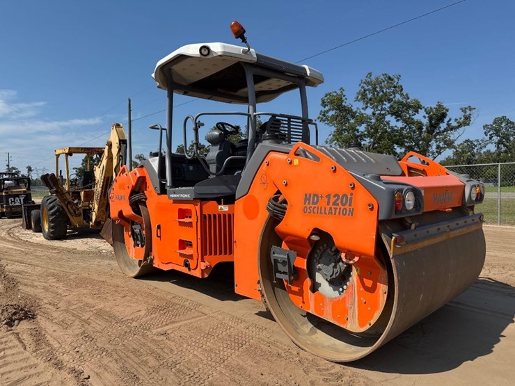 2016-hamm-hd+-120i-smooth-double-drum-roller-image-8