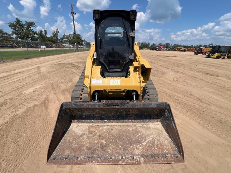 2019-caterpillar-299d2-xhp-image-7