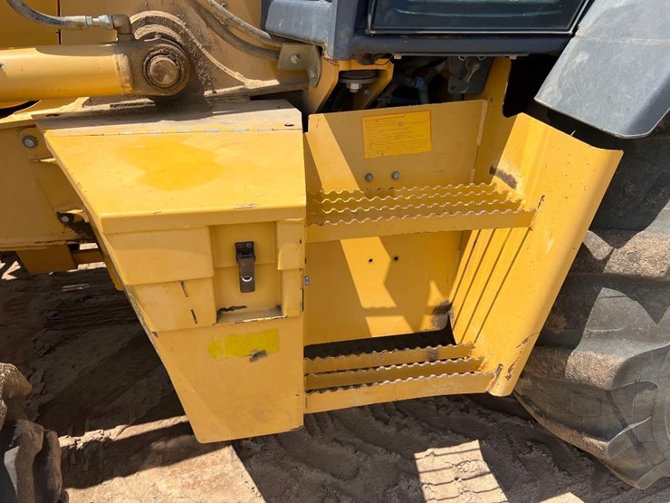 2012-deere-410k-image-14