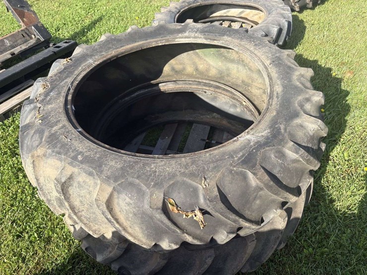 (2)-15.5-38-tractor-tires-image-5