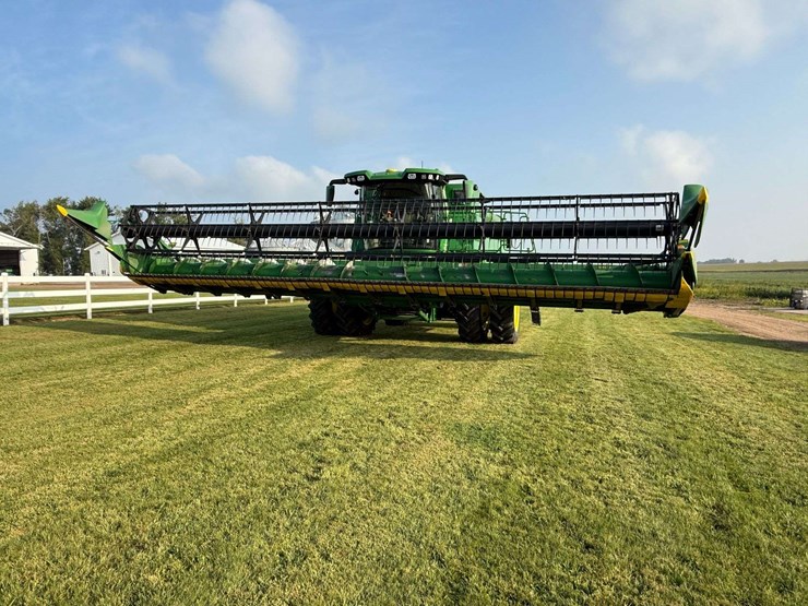 2013-john-deere-635f-image-3