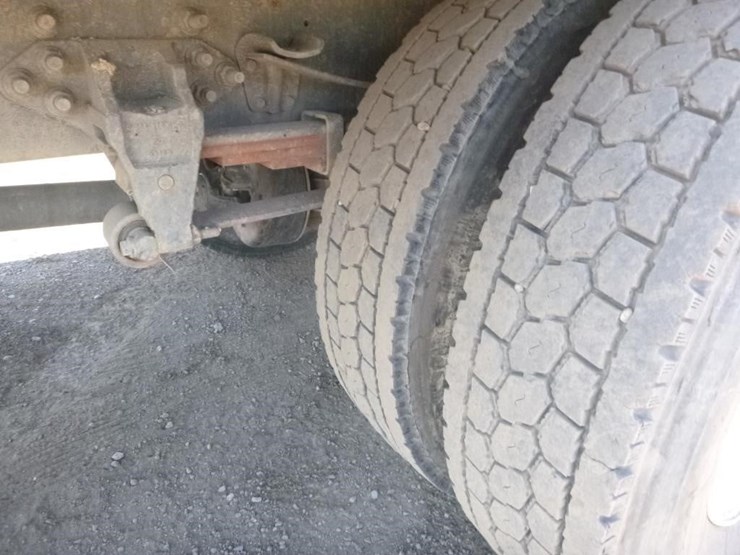 2017-ford-f650-image-22