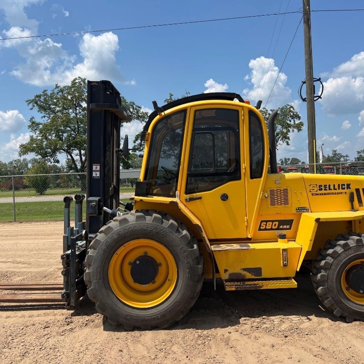 SELLICK S80T4E-4PS ROUGH TERRAIN FORKLIFT