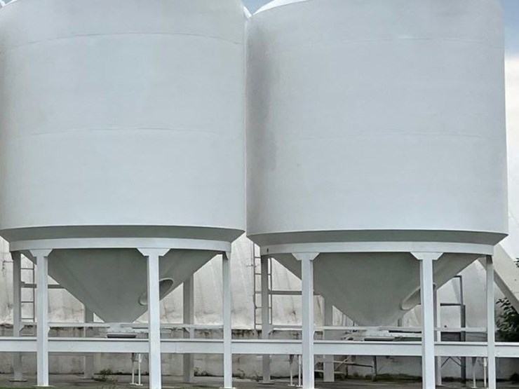 2---friesen-bulk-seed-bins-(jn2694-&-jn2695)-image-3