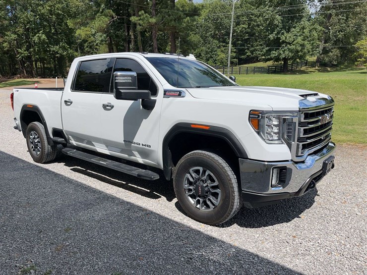 2022-gmc-2500-image-14