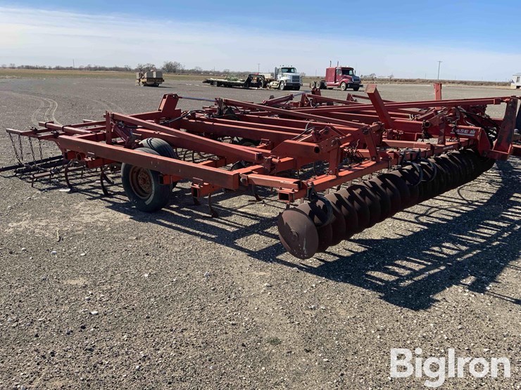 case-ih-4200-image-13