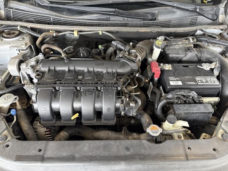 2014-nissan-sentra-sdn-image-11