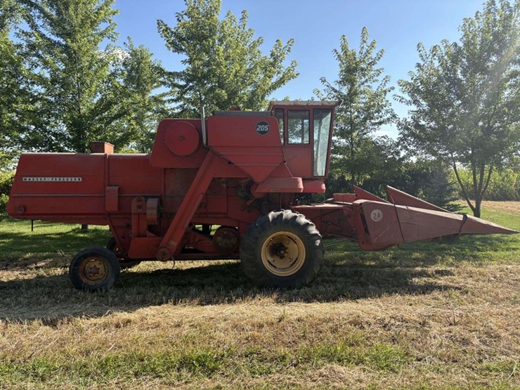 massey-ferguson-205-image-3