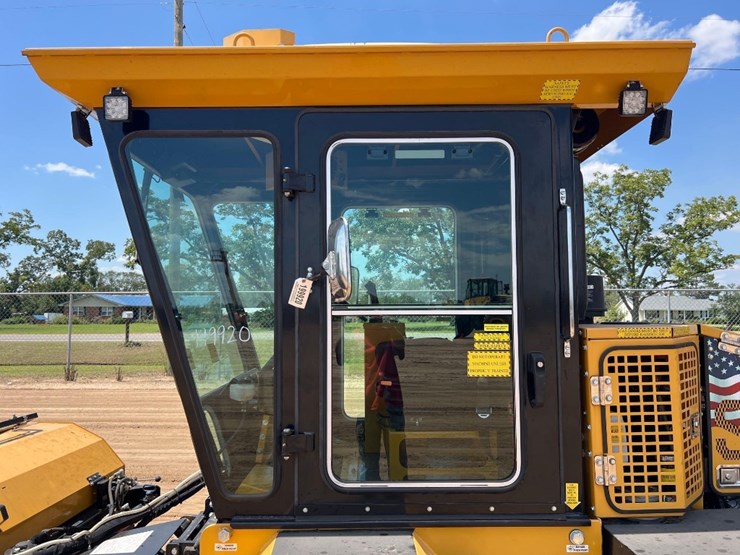 2023-smith-challenger-scm-400-sweeper-image-22