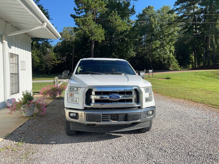 2017-ford-f150-image-8
