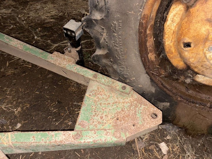 john-deere-700-image-5