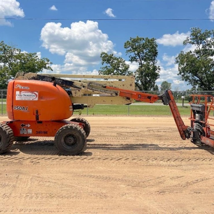 2008 JLG 450AJ