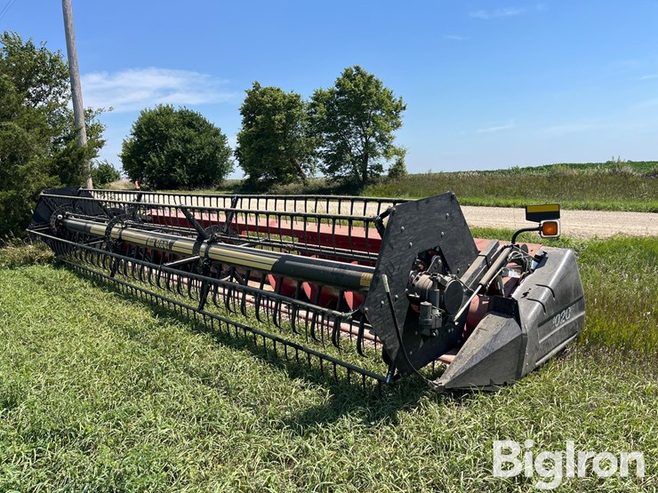2005-case-ih-1020-image-1