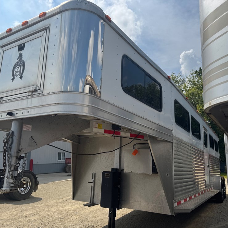 #6300 • 2014 Dalton Manufacturing Adams Gooseneck 4-Horse Straight Lead Aluminum Horse Trailer, (Sells w...