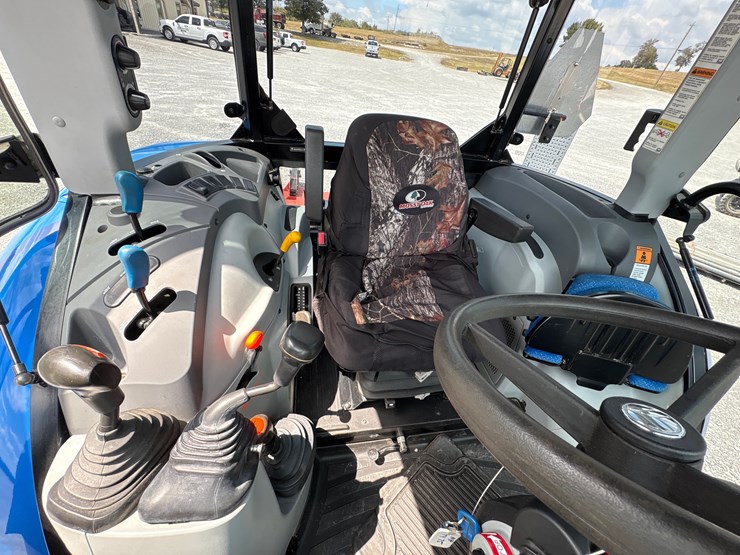 2016-new-holland-t4.75-image-16