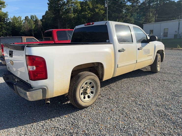 2012-chevrolet-silverado-1500-image-4