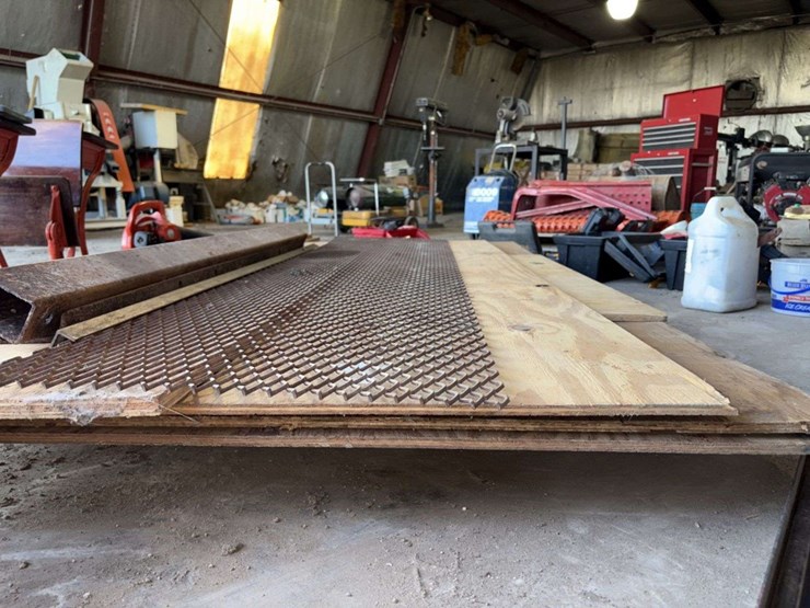 approx-(6)-pcs-of-misc-plywood,-buying-all-for-one-money-image-4