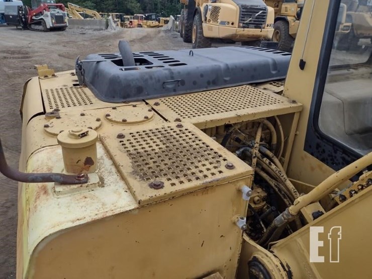 caterpillar-312-image-47