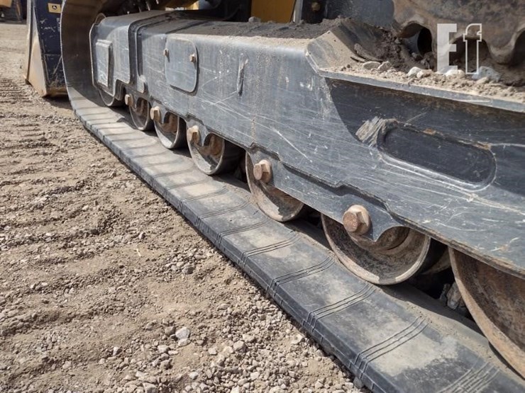 2022-deere-333g-image-23