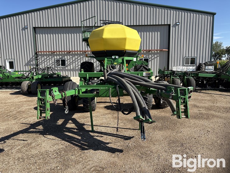 2009-john-deere-1910-image-2