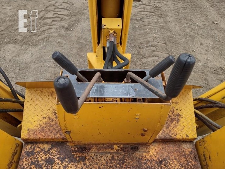 john-deere-510-image-12