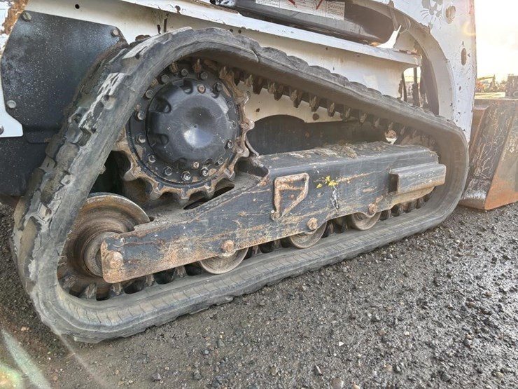 2018-bobcat-t450-image-16