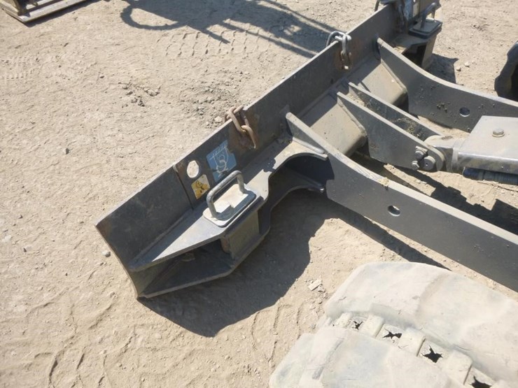 2022-deere-17g-image-18