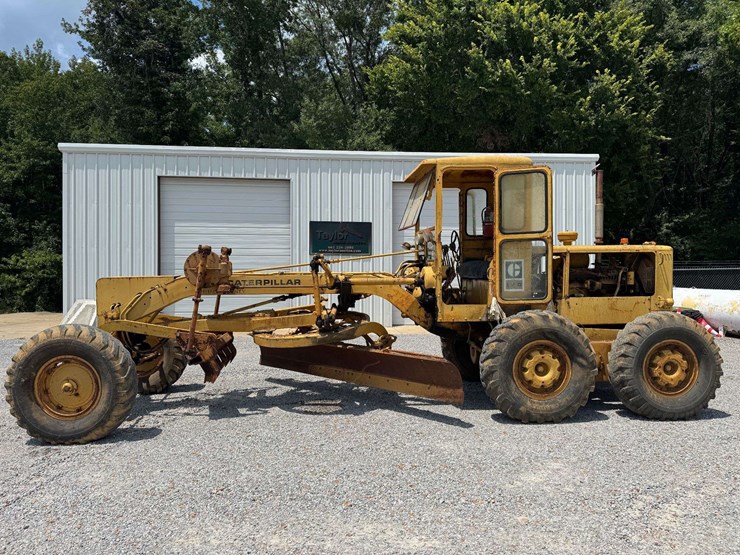 caterpillar-120-image-3
