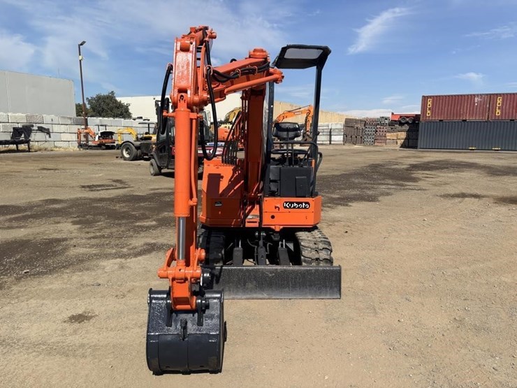 kubota-sr25-hydraulic-excavator-image-6