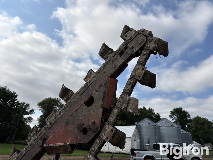ditch-witch-r65-image-18