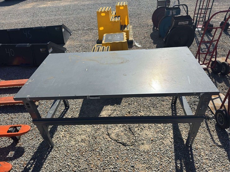 metal-table-3ft-x-6ft-image-1