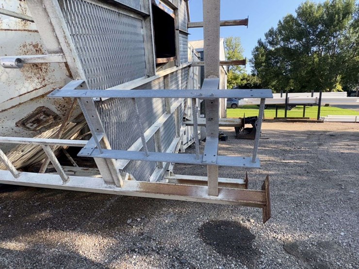 friesen-bulk-bin,-48’-tall,-15’-wide,-9-legs,-roof-hatch,-(2)-roof-vents,-(a),-*-new-buyer-responsib-image-14